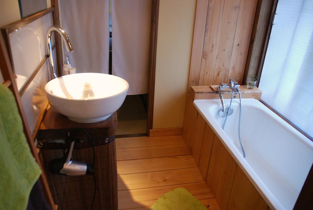 Minshuku Chambres D'Hotes Japonaises Thiers Habitación foto