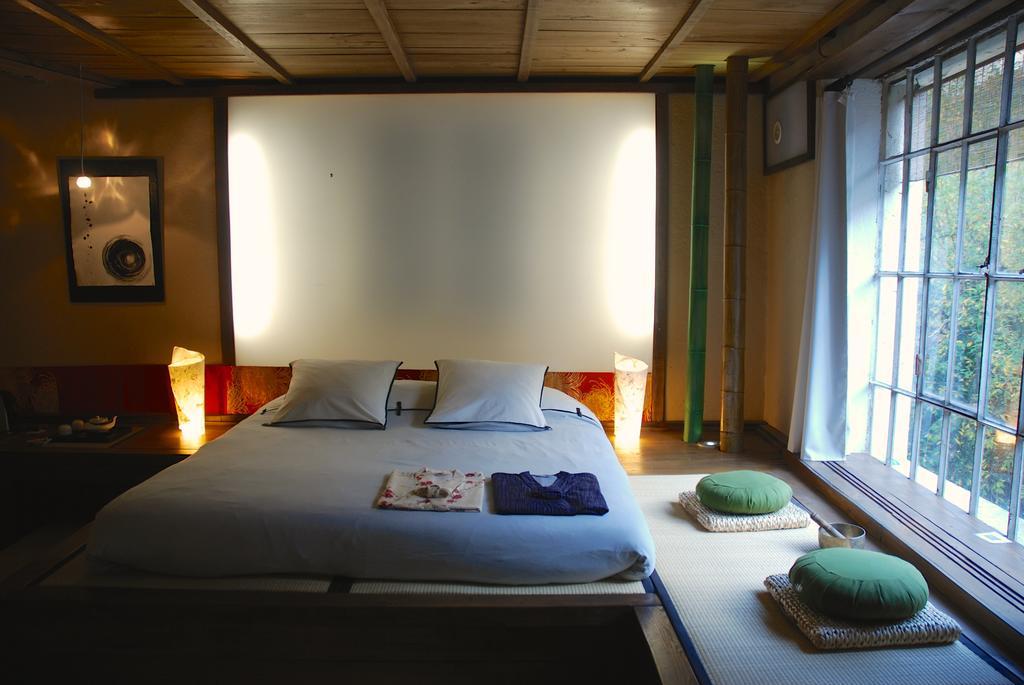 Minshuku Chambres D'Hotes Japonaises Thiers Habitación foto